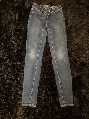 2/$20 American Eagle Outfitters Women's Medium Blue Skinny Jeans